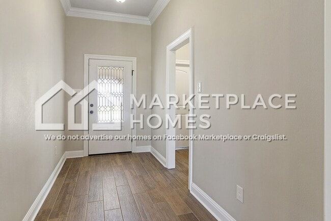 Building Photo - 462 Lake Breeze Dr