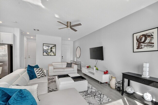 Building Photo - 4790 Navali Dr