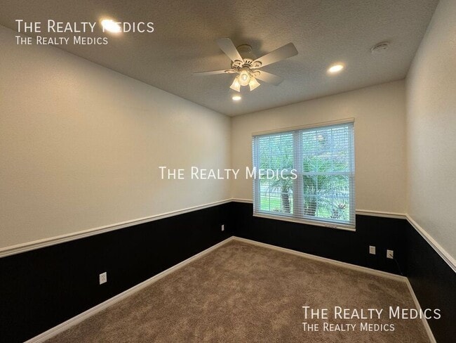 Building Photo - 149 Perfect Dr