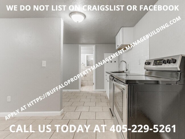 Building Photo - 2544 Cashion Pl