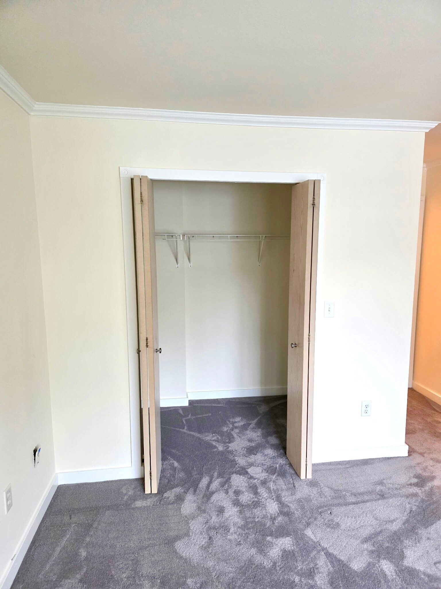 Building Photo - 1001 W Casino Rd