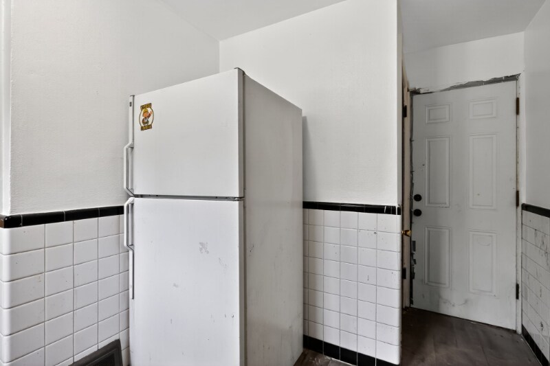Building Photo - 2525 Tyrell Dr