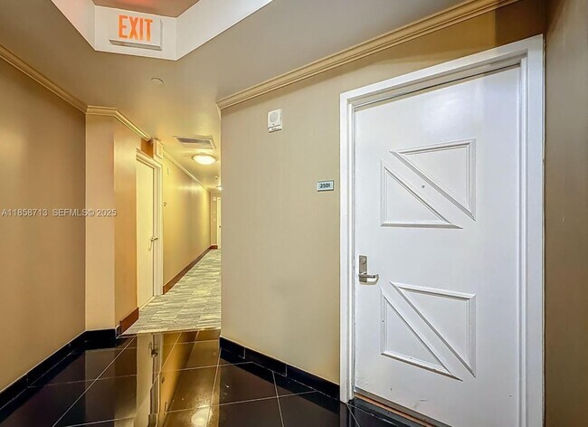 Building Photo - 333 Las Olas Way