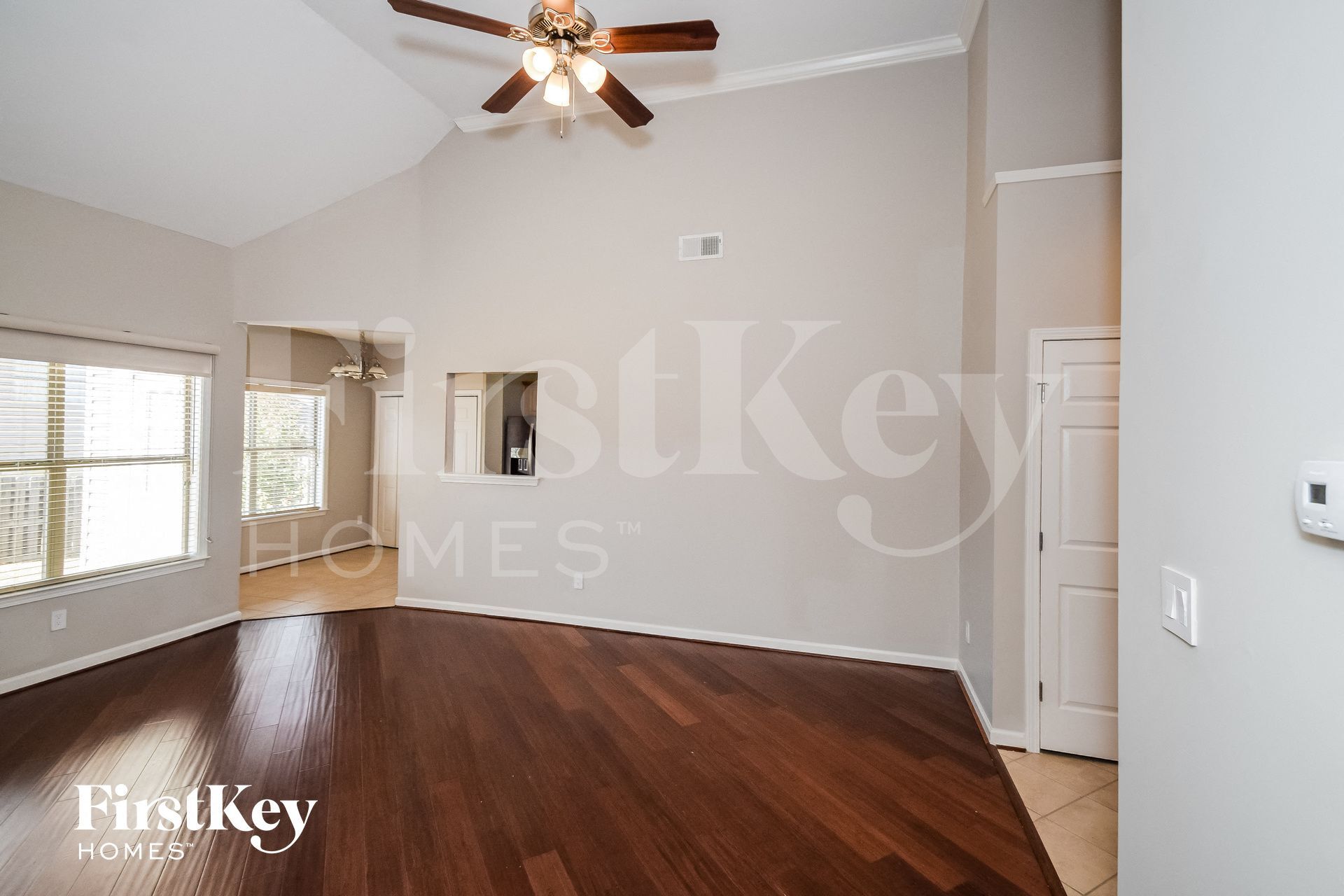 Building Photo - 2136 Parsons Dr