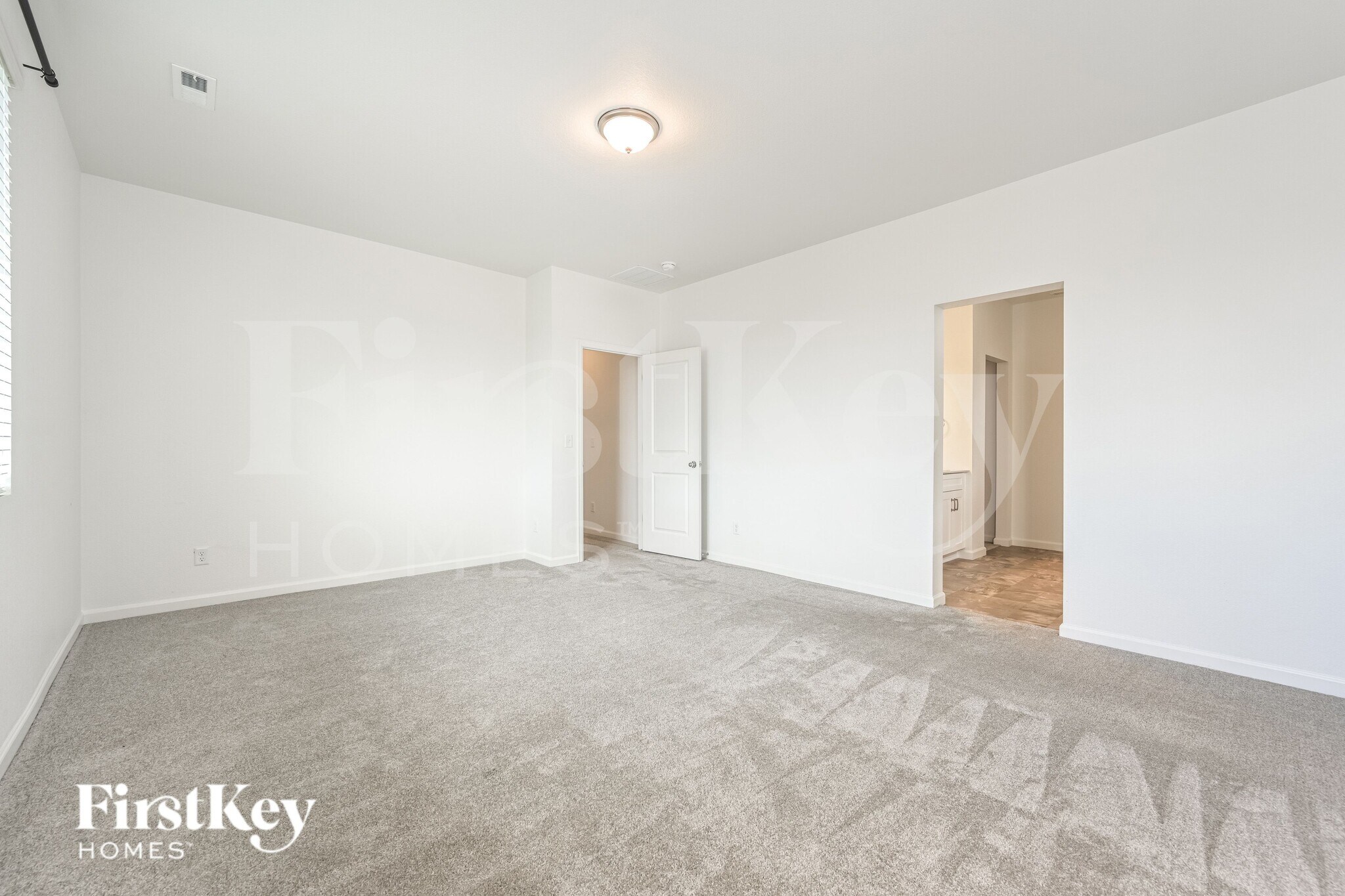 Building Photo - 14693 Normande Dr