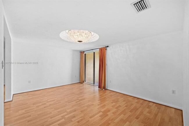 Building Photo - 1175 NE 102nd St