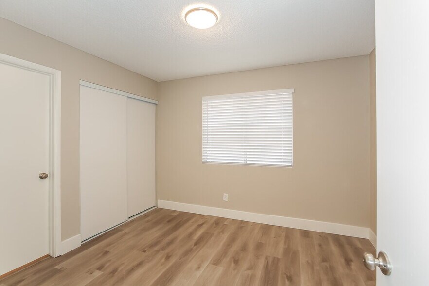 Building Photo - 1403 Harmony Hill Dr