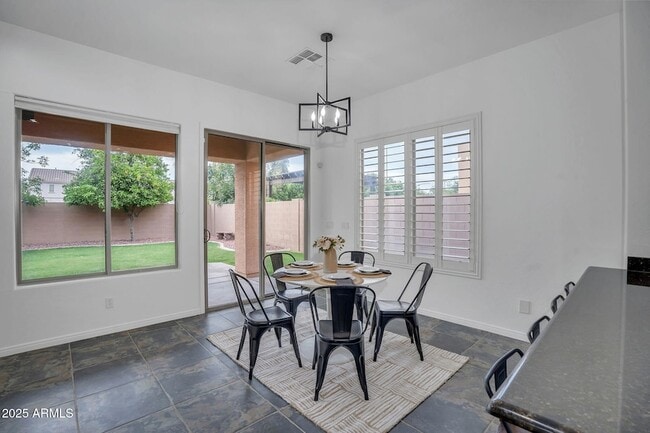 Building Photo - 4756 E Ironhorse Rd