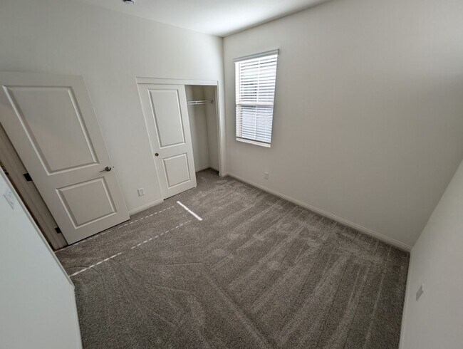 Building Photo - 544 Clover Bar Ln