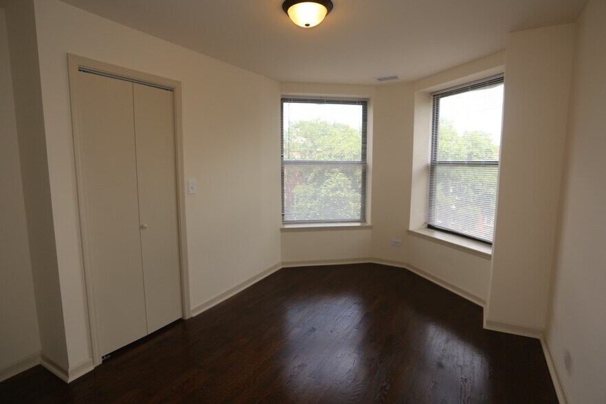 Building Photo - 4654 Malden St