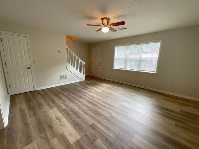 Building Photo - 2657 Parkside Way SW