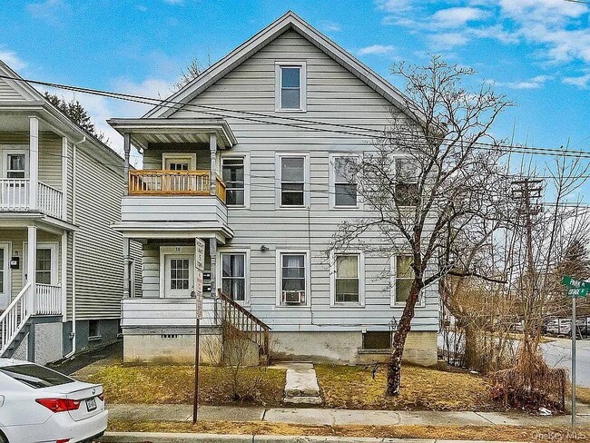 Building Photo - 16 Park Pl