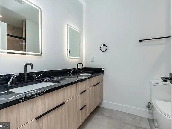 Building Photo - 1649 N 6th St