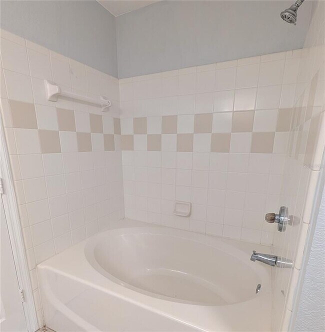 Building Photo - 5611 Bidwell Pkwy