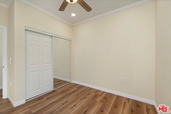 Building Photo - 2207 W 20th St