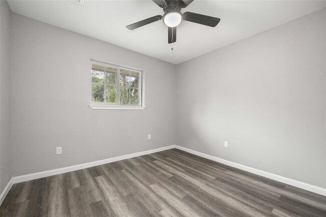 Building Photo - 6327 Mardale Dr