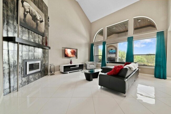 Building Photo - Fully Furnished Modern Home in Rocky Creek!