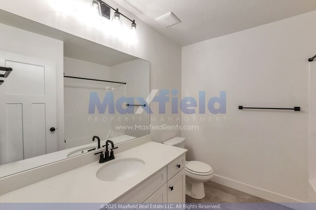 Building Photo - 5BD/3BTH/2GAR - Great space - Lehi Living