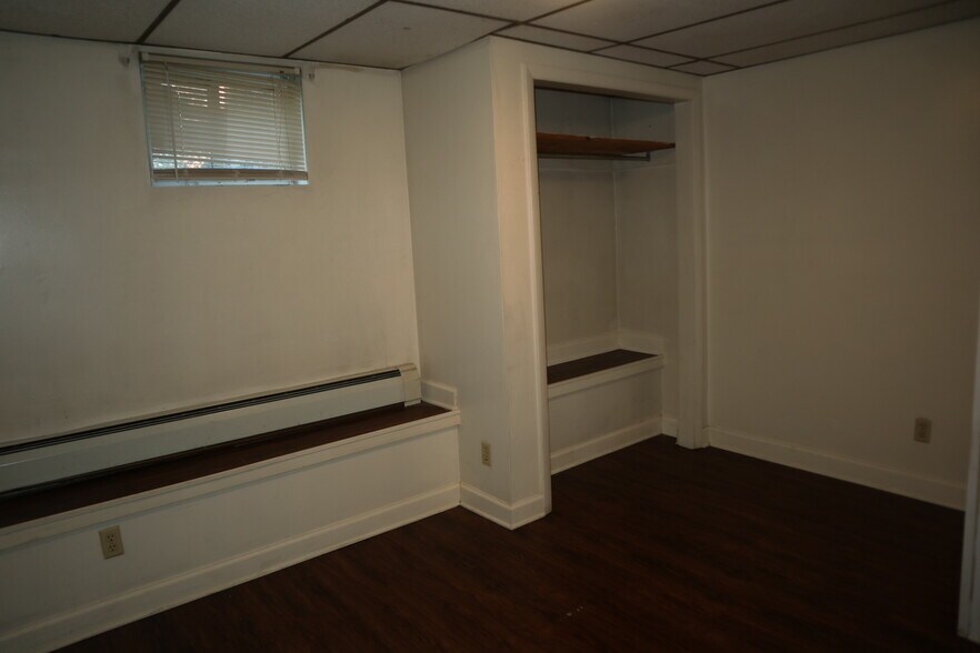 Building Photo - 316 5th St