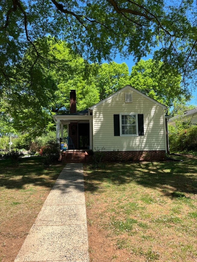 Building Photo - 2377 Westfield Ave