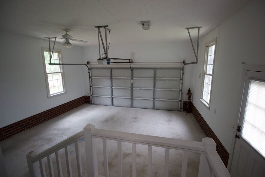 Building Photo - 4407 Treetops Cir