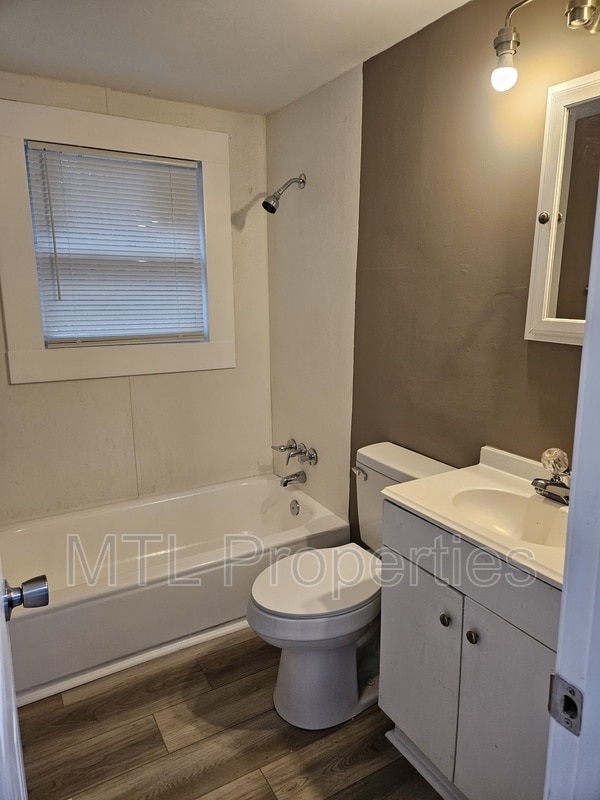 Building Photo - 6521 Rumple Rd