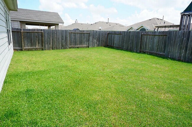 Building Photo - 2614 Whitetip Ct