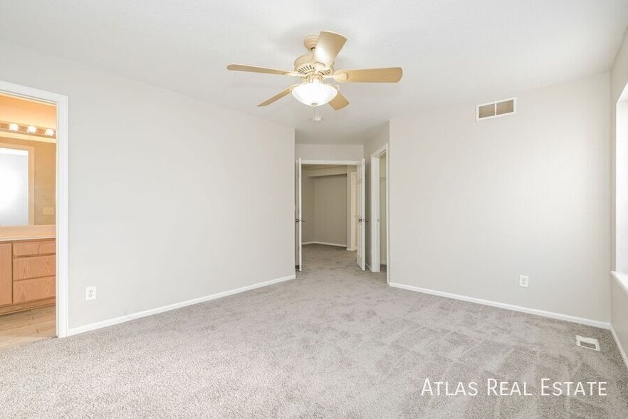 Building Photo - 4834 N Genoa St