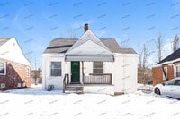 Building Photo - 3947 E 176th St