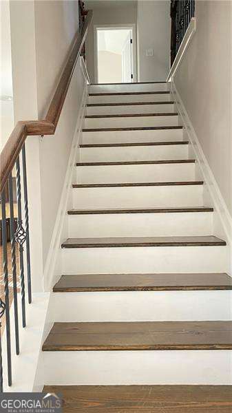 Building Photo - 4408 Black Hills Dr NW