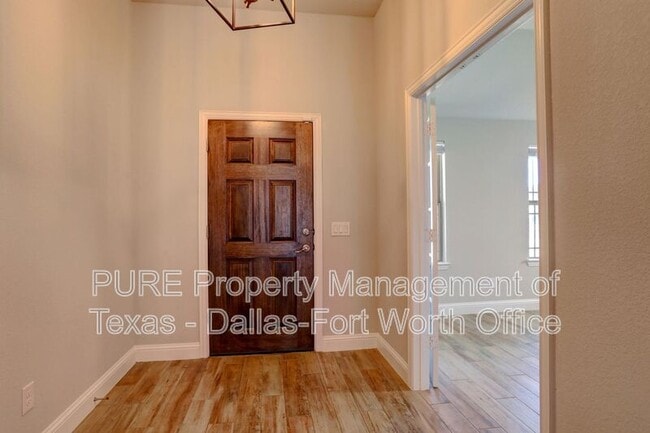 Building Photo - 807 Mary Lee Ln