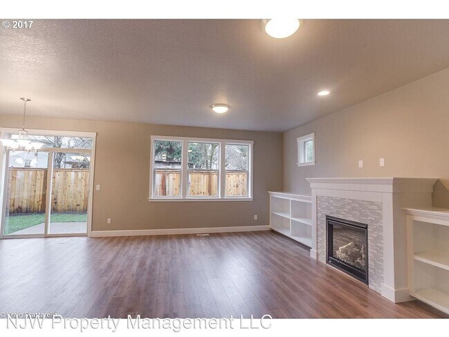 Building Photo - 4 br, 3 bath House - 17955 SW Meadowbrook Way