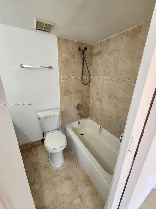 Building Photo - 2770 W 61st Pl