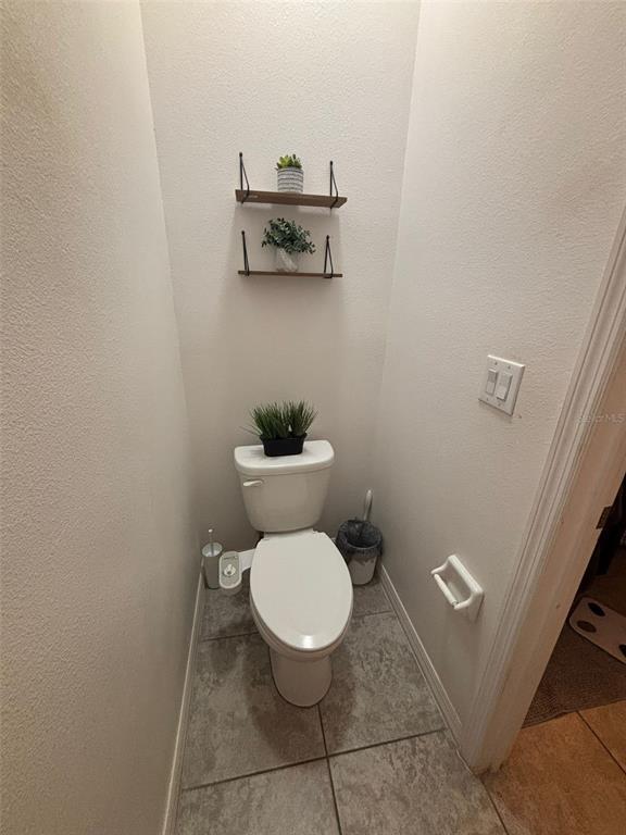 Building Photo - 1000 Vicenza St