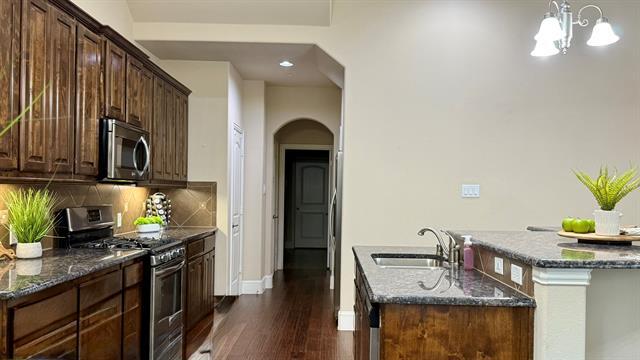 Building Photo - 6103 Eagle Nest Dr