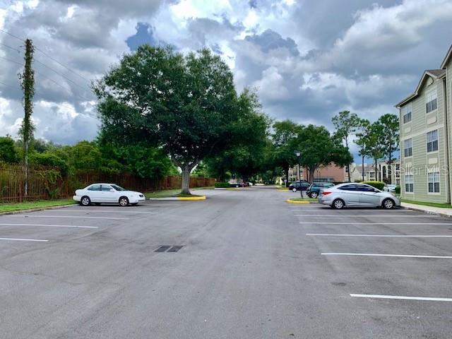 Building Photo - 2550 N Alafaya Trail