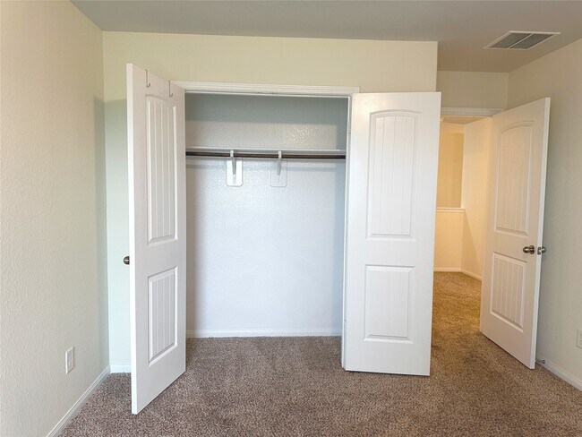 Building Photo - 5211 Daintree River Ct
