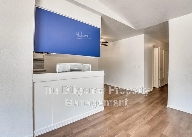 Building Photo - 8801 St George Way