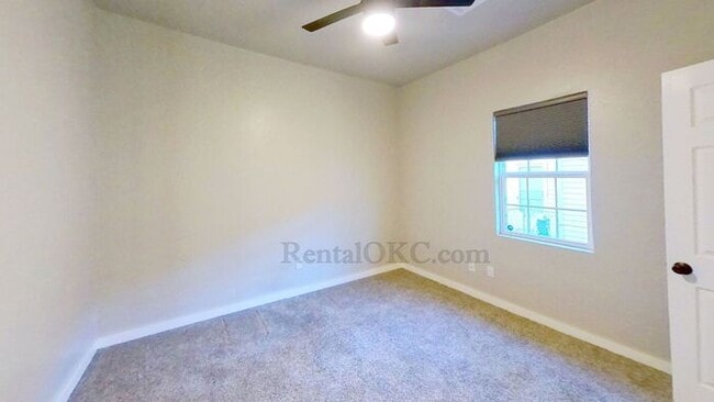 Building Photo - Beautifully outfitted 3 bed 2 bath in OKC
