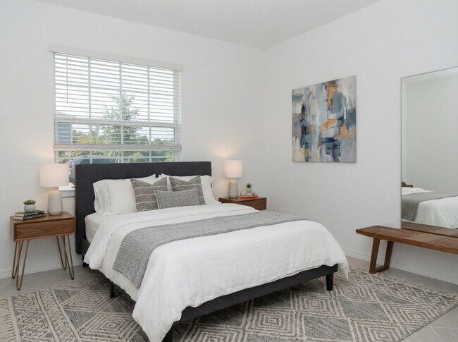 Building Photo - 11470 Burgundy Dr