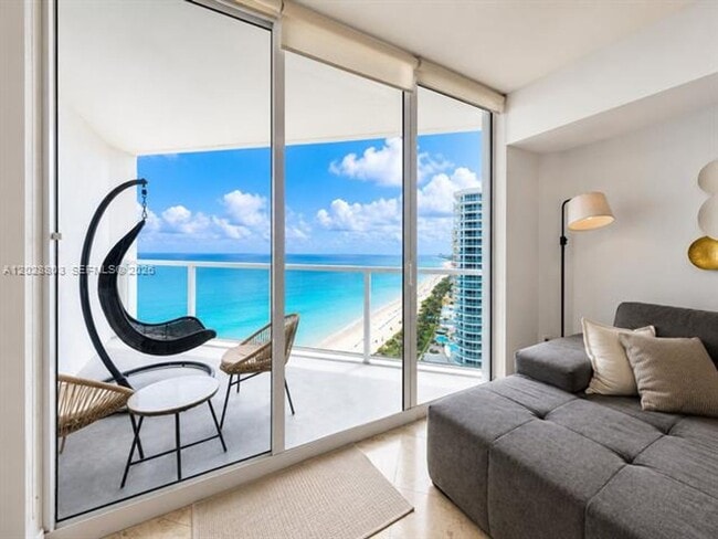 Building Photo - 16699 Collins Ave
