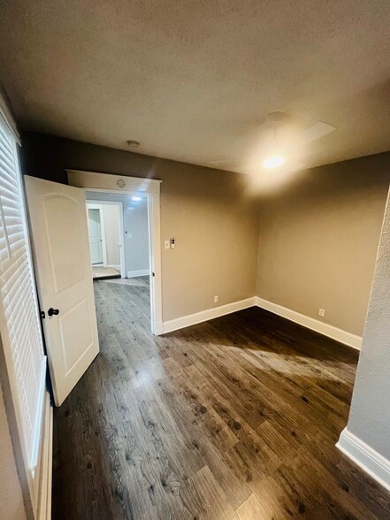 Room #2 - 242 N 8th St