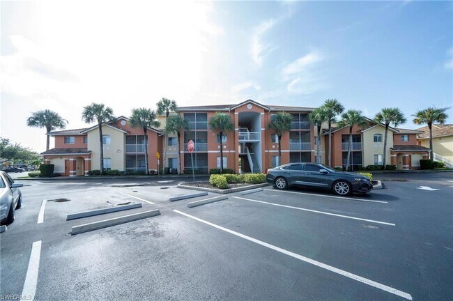 Building Photo - 6400 Aragon Way