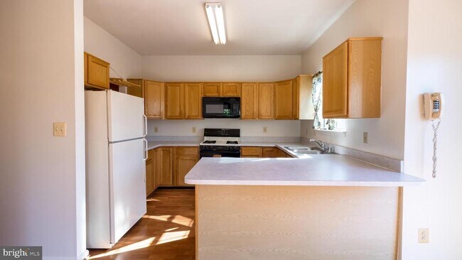 Building Photo - 45416 Baggett Terrace