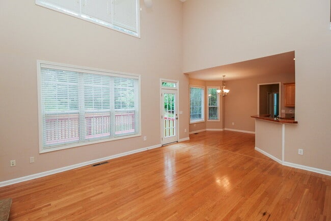 Building Photo - 302 Warm Winds Trail