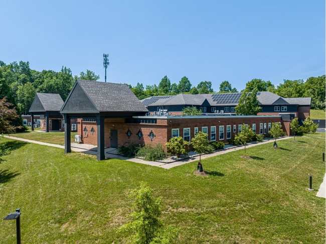 Building Photo - 55 Tunxis Ave