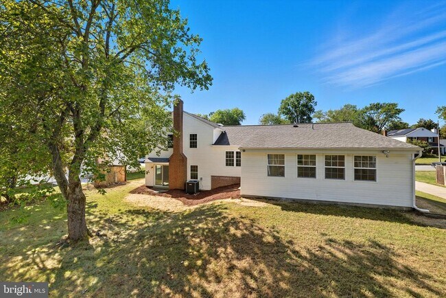 Building Photo - 13546 Tabscott Dr