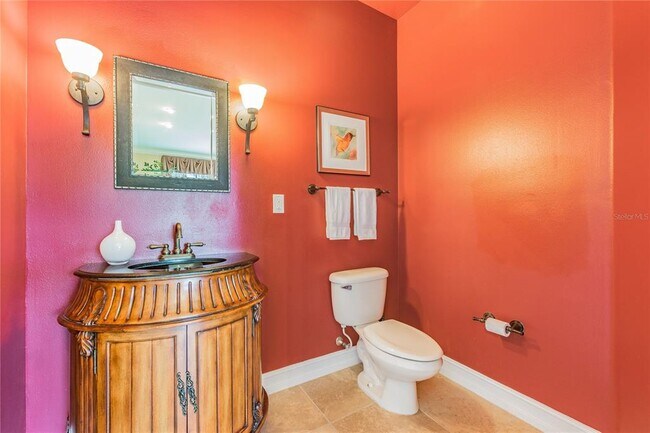 Building Photo - 13920 Clubhouse Dr