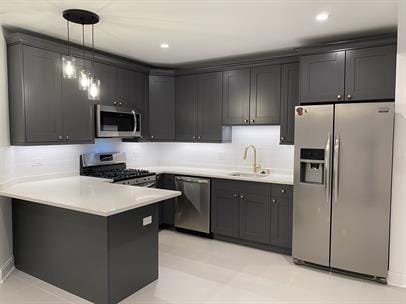 Building Photo - "Chic Urban Living: Cozy 1-Bedroom Gem in the Heart of Chicago's Vibrant Hoyne Avenue!"