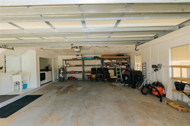 Building Photo - 1624 Sheffield Dr